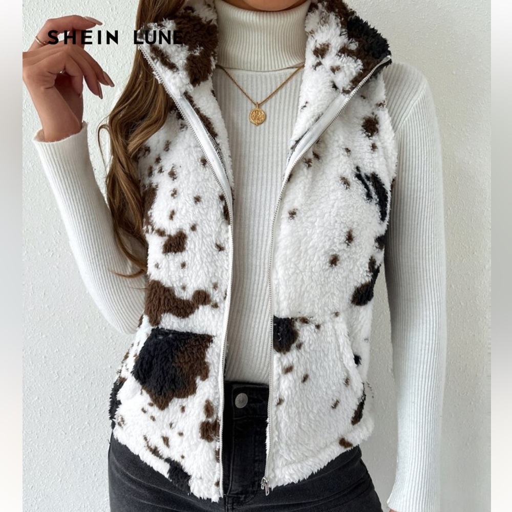 SHEIN Cow Pattern Fleece Vest